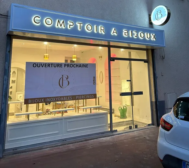 Beauté & coiffure — réalisation SIGN & PUB